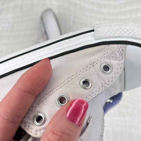 Converse All Star Kids Unisex Sneakers Shoe sz 10 Chuck Taylors Low Top Purple - Picture 6 of 8
